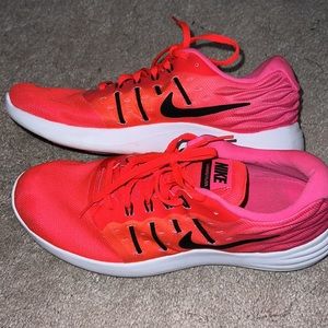 Nike Lunar Stelos Women’s Sneakers size 9.5 pink multi color